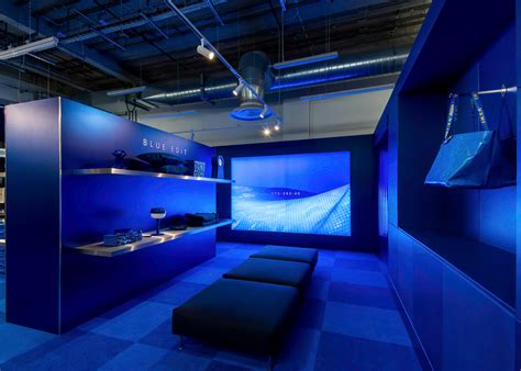 Ikea opens pop-up dedicated to blue carrier bag on London’s Oxford ...