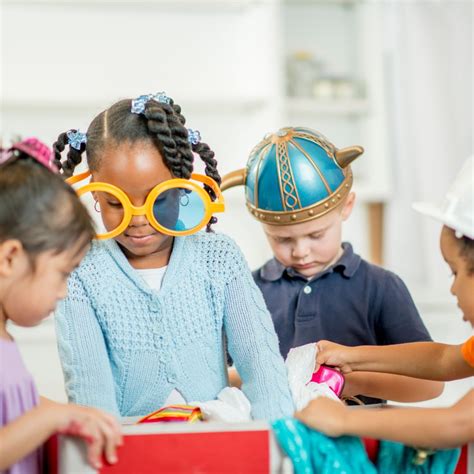 Social Cooperation 的图像结果