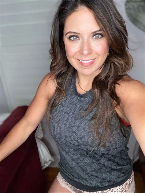 Mom Who Makes $150K/Month on OnlyFans Says Catholic School Expelled Her 3 Kids