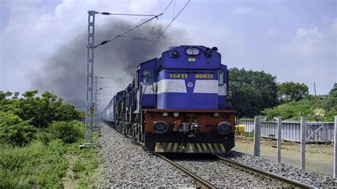 Railways Plan 35 Hydrogen-Powered Trains To Run Across 8 Heritage ...