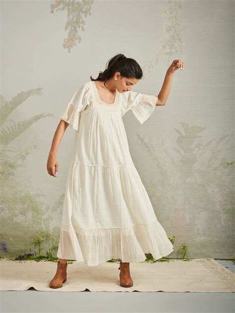 Morning Mist Maxi Dress: Embrace Bohemian Elegance