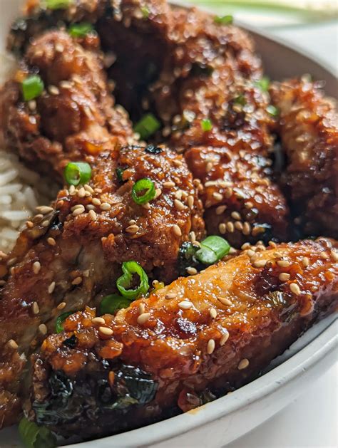 Easy Fried Soy Garlic Chicken Wings with Homemade Sauce