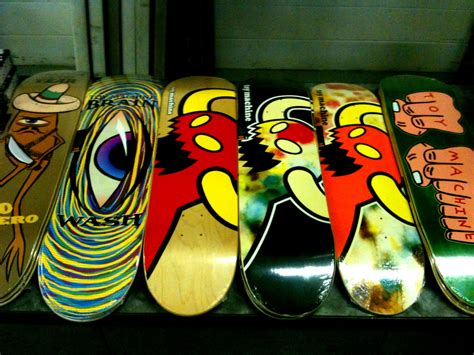 Toy Machine 的图像结果