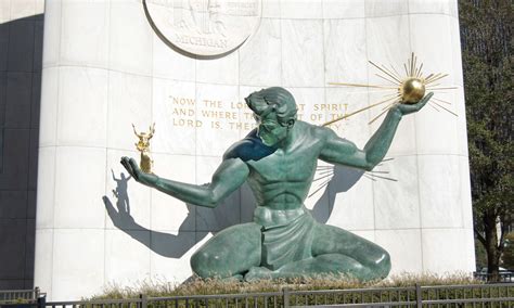 The 15 Best Things to Do in Detroit, Michigan - Wandering Wheatleys