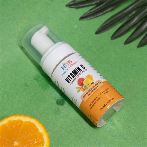 Vitamin-C Foaming Face Wash 100ml – Honey N Beaute