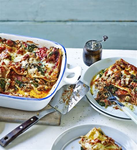 Best 25  Mary berry lasagna ideas on Pinterest   Mary  
