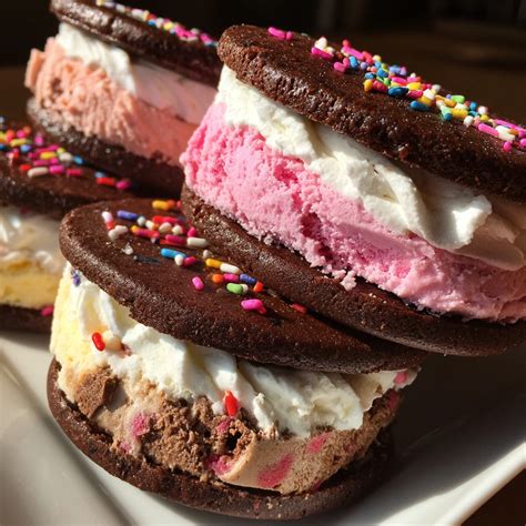 Neapolitan Ice Cream Sandwiches - Recipes Finds