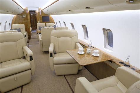 RA-67232 Challenger 850 - Tulpar Aero Group Ltd.
