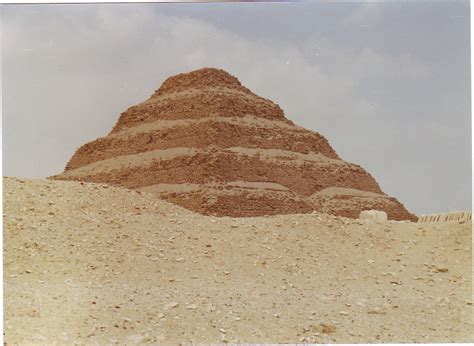 How to Build a Step Pyramid 的图像结果