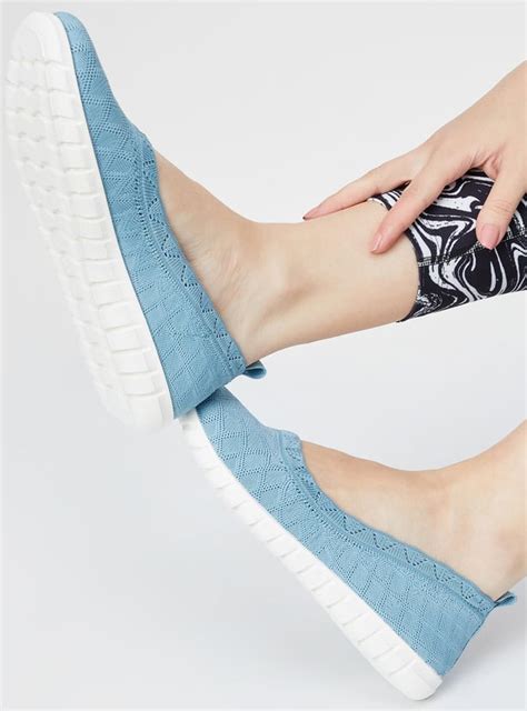 Buy Women Knit Slip-On Sports Shoes Online at just Rs. 799.0 ...