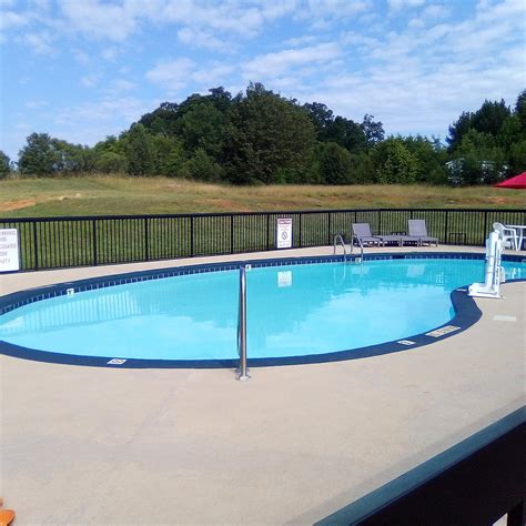 QUALITY INN & SUITES (Lexington) - Motel Reviews, Photos, Rate ...