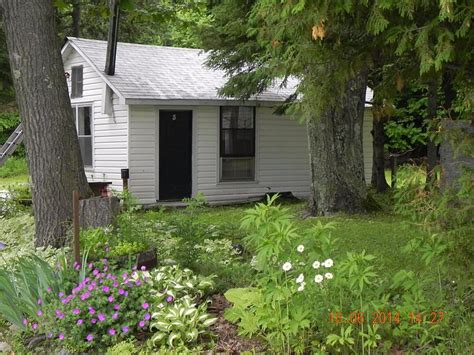 THE OAKS COTTAGES RESORT (Tichborne) - Cottage Reviews, Photos, Rate ...