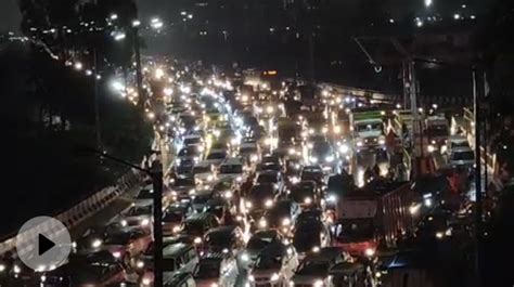 ROAD Jam In Gurugram After Rain, Vehicles Were Seen Crawling On The Roads