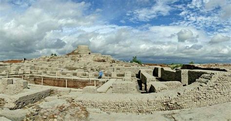 Pakistan appropriation of the Indus Valley Civilisation shows its ...