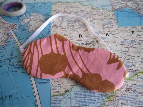 DIY Eye Mask Pattern 的图像结果