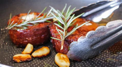 Seitan-Based Vegan Steaks : vegan steak