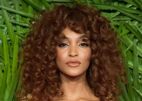 Curled Bangs Tutorial 的图像结果