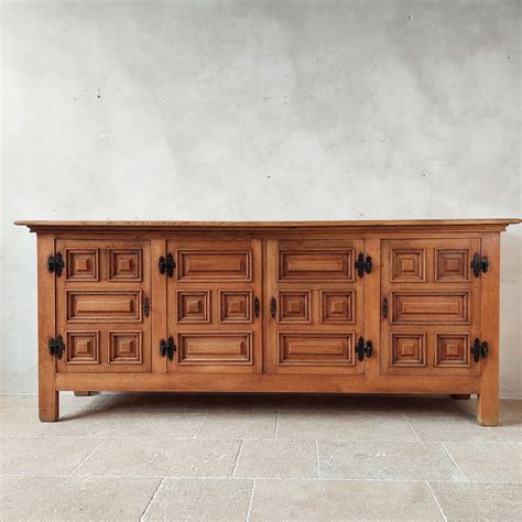 Sideboard Definition In Spanish at Judy Moore blog