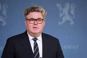 Seks personer skutt i skyting i Gävle i Sverige - 13-åring mistenkt for ...