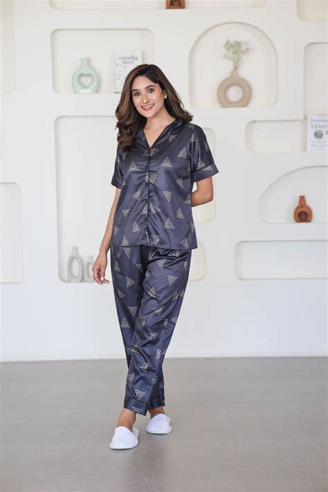 SmartyPants: Shop Premium night Suits for women – Smarty Pants