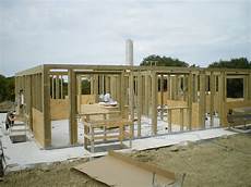 rivestimento esterno legno edificio in legno con rivestimento esterno in mattoni rivestimento esterno legno edificio in legno con rivestimento esterno in mattoni