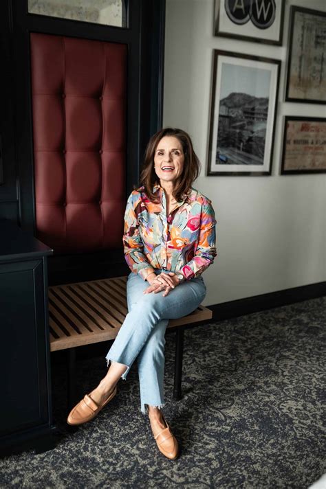 Best Fitting Petite Jeans You'll Want To Wear On Repeat - Beth Ferguson ...