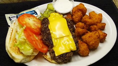 Olde Falls Inn serves unique burgers
