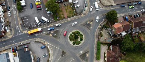 Driving Lesson Roundabout Practice 的图像结果