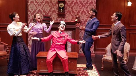 Of shaved heads and bald sopranos