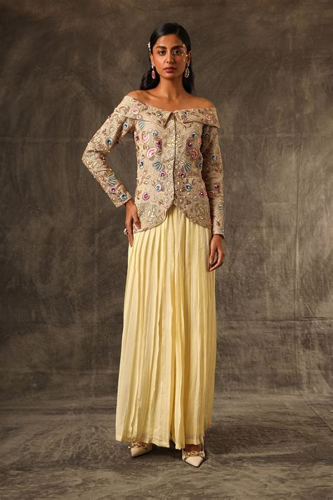 La Sabbia Off shoulder top with pleated skirt – Sejal Kamdar Designs