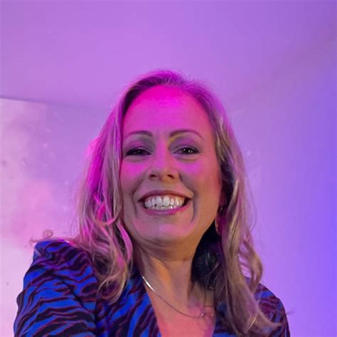 Anna - Mixing teacher - ₹5872/h