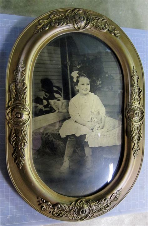 Antique Oval Picture Frames With Bubble Glass