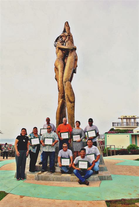 Puntan Dos Amantes and the Tale of the Two Lovers Statue