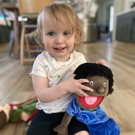 Puppet Play 的图像结果