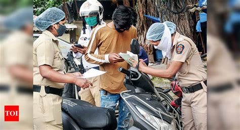 Mumbai Corona News: Constables dying of Covid as they are unfit, says ...
