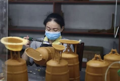 中国传统失蜡法 铜陵工匠精神的传承与坚守_腾讯新闻