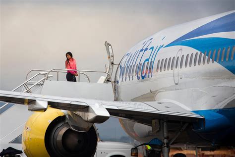 In Yakima, ICE Air flights bring money, fear and division | Cascade PBS