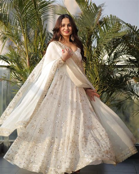 Trendy Off White Suit Set With Embroidery and Sequnce Work – The store ...