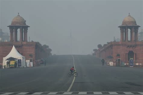 Delhi's air quality remains in 'satisfactory' category