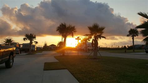 STELLA MARE RV RESORT - Updated 2022 Prices & Campground Reviews (Galveston, TX)