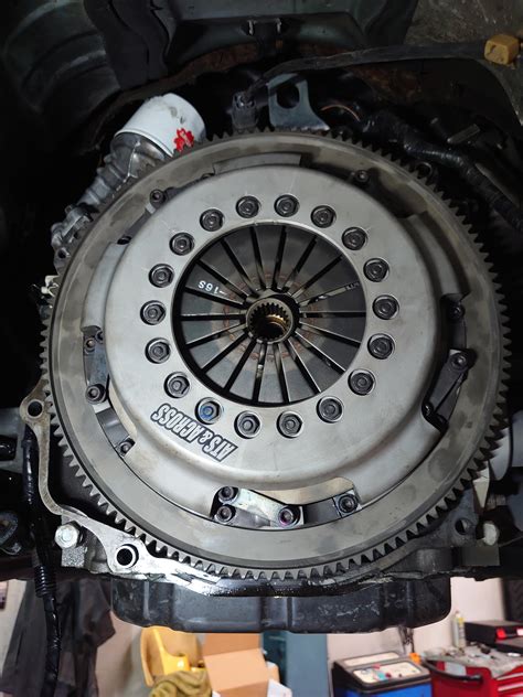 What Makes A Clutch Stick To The Floor | Viewfloor.co