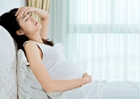 “怀孕后脾气和肚子一起蹭蹭长”，孕妇情绪多变，多是这3个原因_京妈