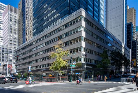 711 Third Ave, New York, NY 10017 - Retail for Lease | LoopNet