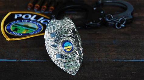 Shots fired at officer during East Canton police chase