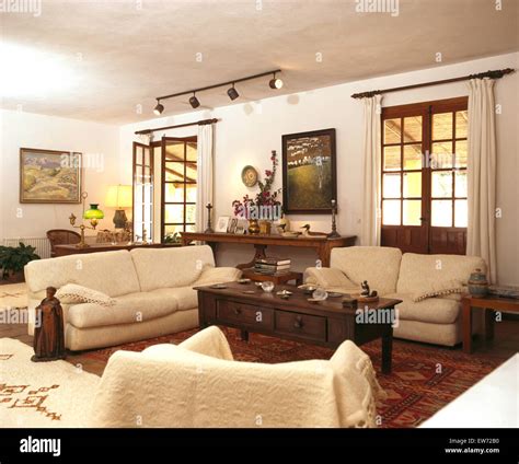 Sofas In Spanish at Molly Cruz blog