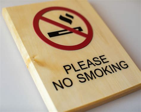 Building Directional Signage 的图像结果