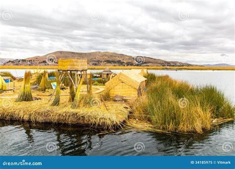 Floating Islands on Lake Titicaca Puno, Peru, South America, Thatched ...