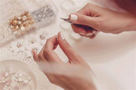 Tražite ukras za kosu? Pronašli smo ga u Irena Vučinić Art Jewelry ...