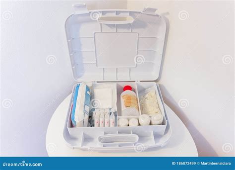 Medicine for First Aid Kit 的图像结果
