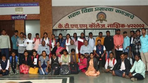 46 Visually Impaired Students At Nashik's KTHM College Receive Rs ...